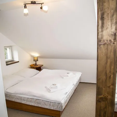 Lomnice Hotel & Restaurant Hotel 3*